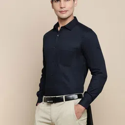 INVICTUS Men Standard Slim Fit Spread Collar Solid Cotton Formal Shirt-picture-25