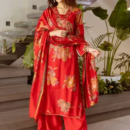 HERE&NOW Floral Printed V-Neck Mirror Work Straight Kurta With Palazzos & Dupatta image 2