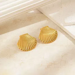 Designs & You Stainless Steel Gold-Plated Animal Shaped Studs image 3