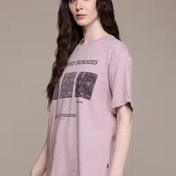 roadster Women Printed Round Neck Cotton Blend Purple T-Shirt image 3