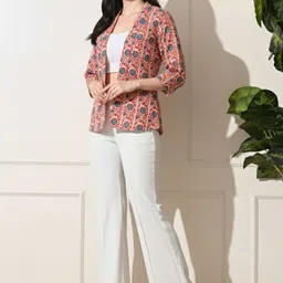 KALINI Women Printed Shrug image 5