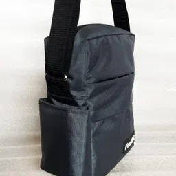 Frokht Unisex Messenger Bag image 3