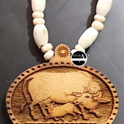 Anvika Brass Necklace image 3