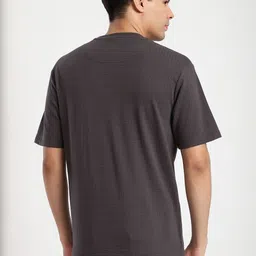 R&B Men T-shirt image 3