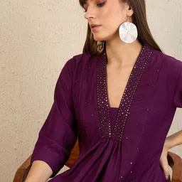 Indo Era Embroidered Panelled Sequinned A-Line Kurta with Trousers image 4