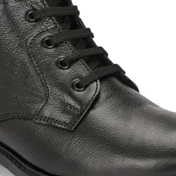 The Roadster Lifestyle Co Men Textured Regular Boots image 3