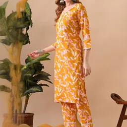 KJFAB Women Floral Printed Regular Pure Cotton Kurta with Trousers image 3