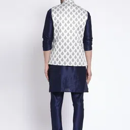 TS LIFESTYLE Men Floral Regular Dupion Silk Kurta with Churidar image 3