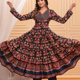 Mizaz Floral Printed Layered Sequinned Pure Cotton Anarkali Kurta With Trousers & Dupatta image 5