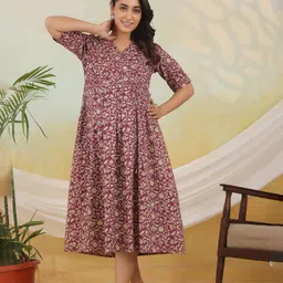 Ikk Kudi by Seerat Floral Print Maternity Fit & Flare Midi Dress-picture-17