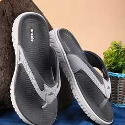 ONSOLE Men Colourblocked Thong Flip-Flops image 1