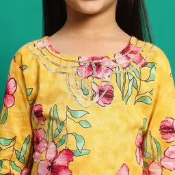 Readiprint Fashions Girls Floral Printed Gotta Patti Pure Cotton Kurti with Palazzo image 3