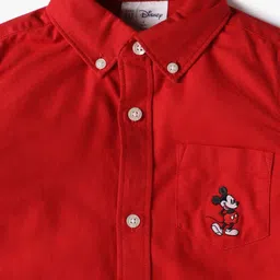 GAP Unisex Classic Fit Solid Button-Down Collar Cotton Casual Shirt image 2