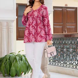 HERE&NOW Paisley Printed V-Neck Pure Cotton Empire Kurti-picture-38