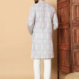 LAZZLY Men Embellished Thread Work Kurta image 3
