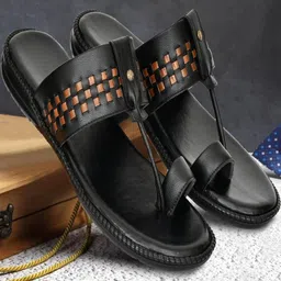 ZIRSQ Men Black Synthetic Leather Sandals-picture-41