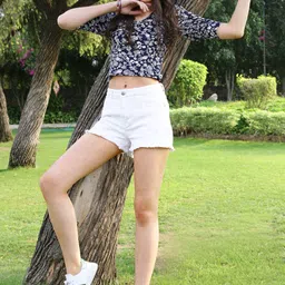 Sera Floral Print Bishop Sleeves Bohemian Crop Top image 2