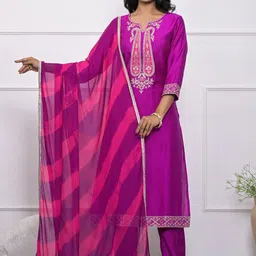 Kaftanize Women Ethnic Motifs Embroidered Regular Kurta with Trousers & With Dupatta-image-0