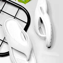 Pampy Angel Men White Flip Flops image 5