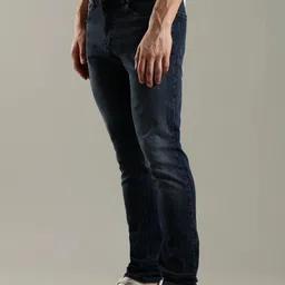 Tommy Hilfiger Men Regular Fit Mid-Rise Light Fade Jeans image 5