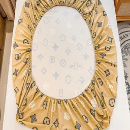 JC HOME Yellow & Black Geometric 220 TC King Bedsheet with 2 Pillow Covers image 4