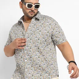 Instafab Plus Classic Floral Opaque Printed Casual Shirt image 4