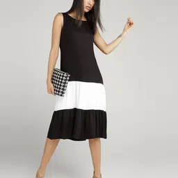 IDK Women Black & White Colourblocked Drop Waist Dress image 5