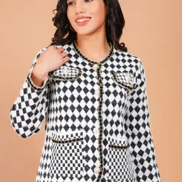 Boholyfe Women Checked Tailored Jacket-image-5