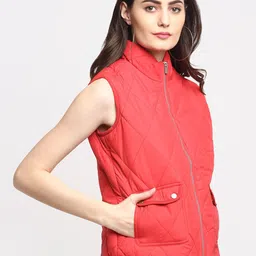 HOUSE OF VEDAS Mock Collar Lightweight Quilted Jacket image 2
