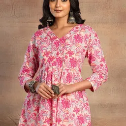 Rang by Indya Floral Printed Pure Cotton A-Line Kurta image 1