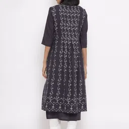 W Ethnic Motifs Printed Kurta image 5