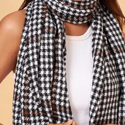 Forever Glam by Pantaloons Checked Fringed Stole image 2