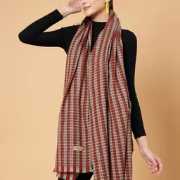 Mafadeny Checked Stole With Fringed Border image 5