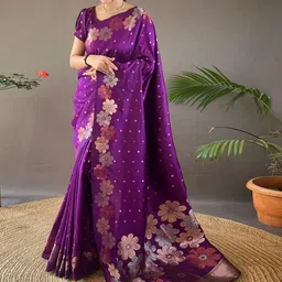 CANIZZARO Floral Zari Silk Blend Heavy Work Banarasi Saree image 4