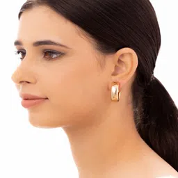Niscka Contemporary Studs Earrings image 3