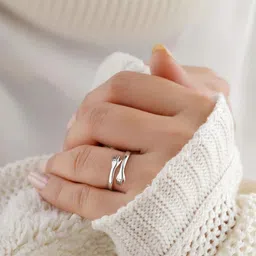 Teeragaj Hug Shaped Adjustable Finger Ring-image-15