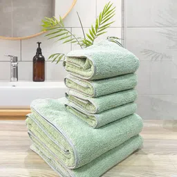 LABHAM Green Other 450 GSM Towel Set image 3
