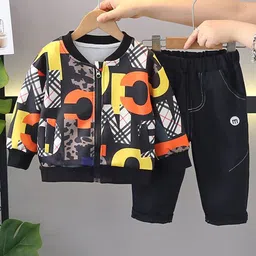 StyleCast x Revolte Boys Printed V-Neck Sweatshirt With Trousers-picture-49