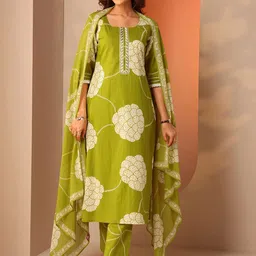 Libas Floral Printed Round Neck Straight Kurta With Trousers & With Dupatta image 3