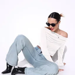 SHOWOFF Off-Shoulder Top-picture-11