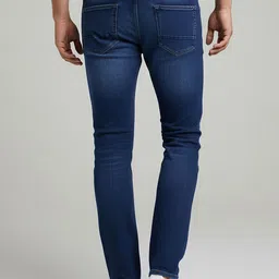 Celio Men JeanMid-Rise Regular Fit Light Fade Jeans image 4