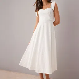 Trendyol Women Embroidered Fit & Flare Midi Dress-picture-36