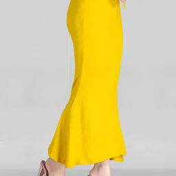 BADGERW INSOME Fishcut Saree shapewear Combo Lemon Yellow & Black Lycra Blend Petticoat image 3