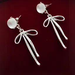 DressBerry Gold-Plated Alloy Kundan Diamond Shaped Earrings-picture-14