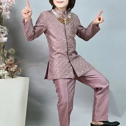 ahhaaaa Boys Woven Design Mandarin Collar Sequinned Jacquard Kurta With Trousers & Mala image 4