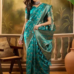 Desi Fusion Paisley Zari Pure Cotton Handloom Saree-image-16
