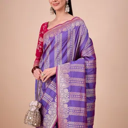 House of Pataudi Women Ethnic Motifs Woven Design Banarasi Saree With Unstitched Blouse image 3