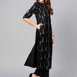 LE Women Printed Kurta with Palazzos image 4