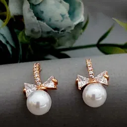 MEIRA JEWELLERY Gold-Plated Artificial Stones and Beads Contemporary Studs image 1