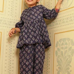 YK Girls Floral Printed Regular Kurta with Pyjamas-picture-16